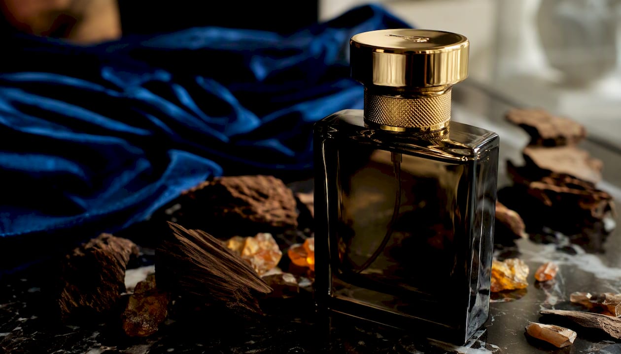 Los mejores perfumes orientales para hombre: intensos y duraderos - AlexandriaUK
