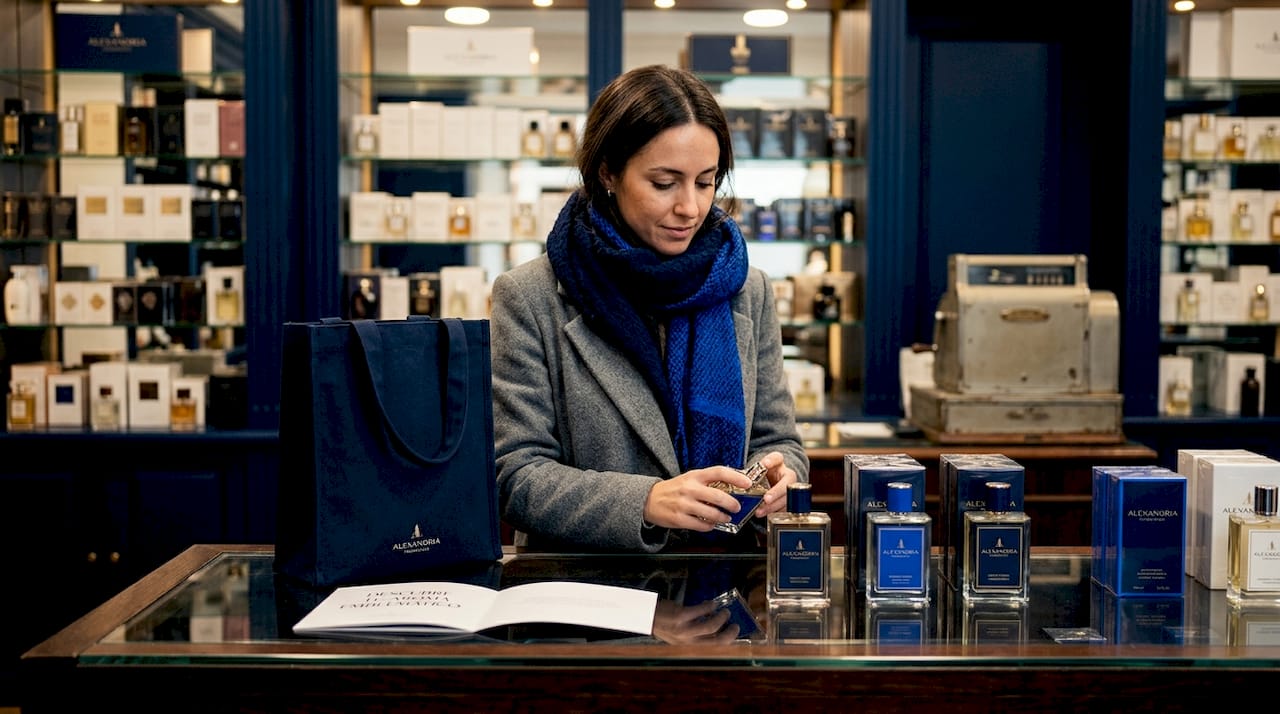 Cómo aprovechar ofertas de perfume y maximizar tus ahorros - AlexandriaUK