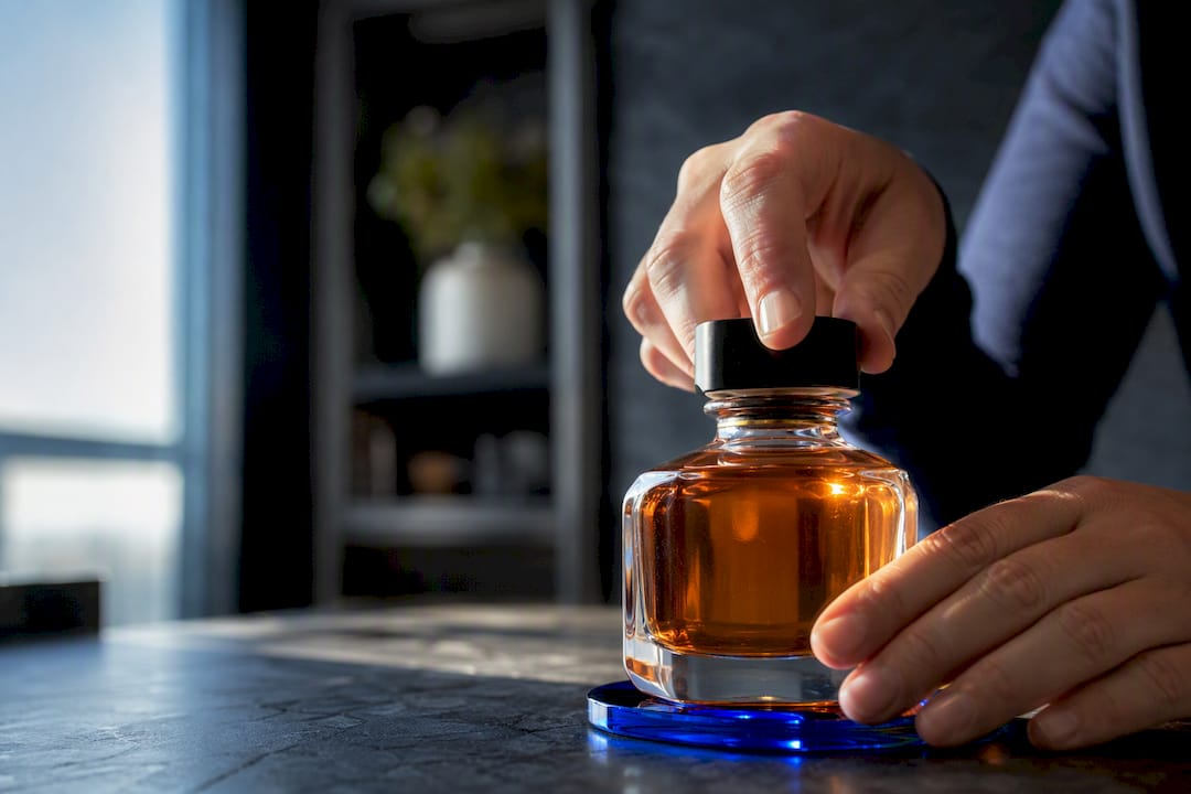 Macerar un perfume en casa: la técnica que redondea el aroma - AlexandriaUK