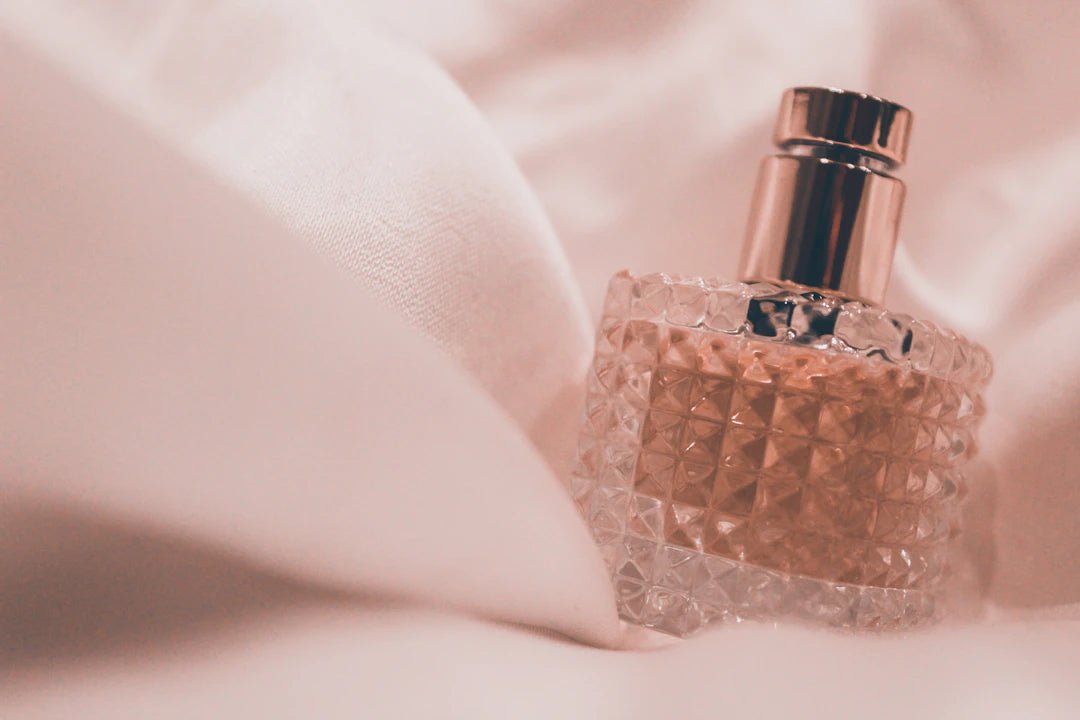 The Art of Layering Scents for Unique Fragrance Combinations - AlexandriaUK